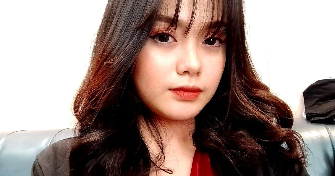 Bài giảng về nụ hôn của cô gia sư xinh có body cực phẩm