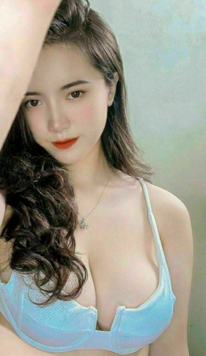 Tên tù vượt ngục và bà xã trẻ vietsub
